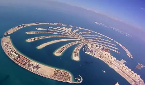 الجزر ذات الشكل المذهل من نوعه Uniquely-shaped-islands_11275_7_1566652323