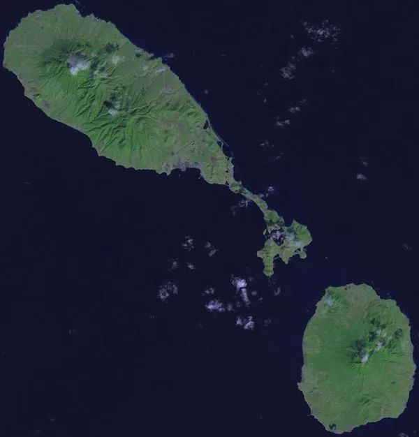 uniquely-shaped-islands_11275_9_1566652325.jpg